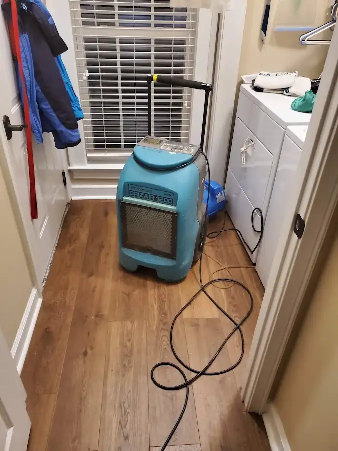Commercial dehumidifier deployed for Flood Damage Cleanup in Ishpeming